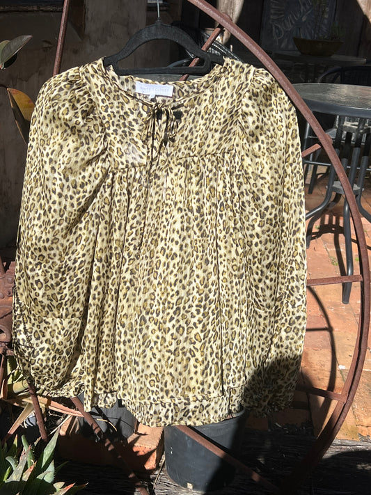 White Closet Women's Leopard Print Shirt